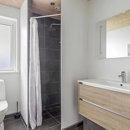 Anabel - 800m From The Sea By Interhome *
